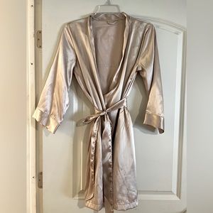 Gold maid of honor robe